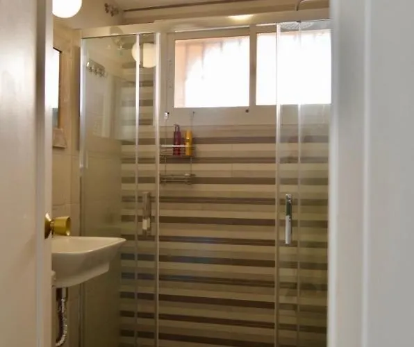 Carihuela Un Dormitorio Junto Al Mar Torremolinos